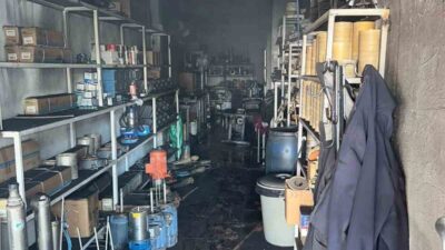Diyarbakır’ın Bağlar ilçesinde bulunan bir tamirhanede çıkan yangın, itfaiye ekiplerinin