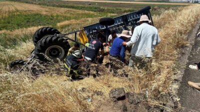 Diyarbakır’da meydana gelen bir kaza sonucunda traktörün devrilmesi sonucu sürücü