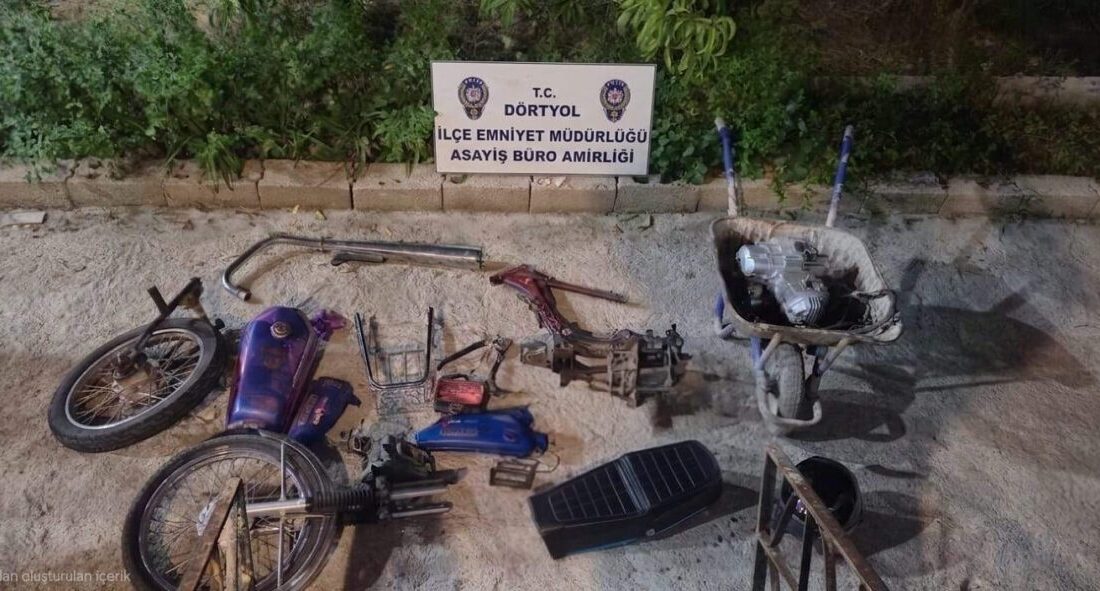 Hatay’da polis tarafından gerçekleştirilen operasyonda, motosiklet hırsızlığı ile iş yerlerine