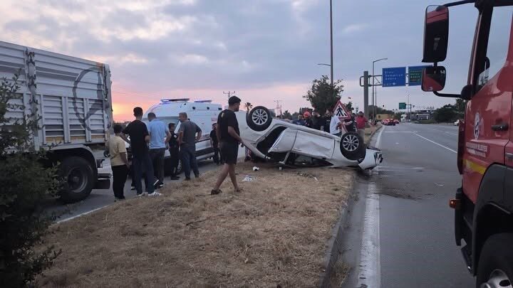 Hatay’ın Dörtyol ilçesine bağlı Çaylı Mahallesi’nde meydana gelen trafik kazasında,