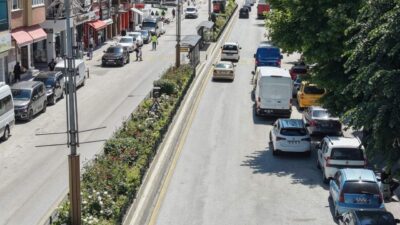 Bozüyük ilçesinde, İsmet İnönü Caddesi üzerinde, Trafik Denetleme Büro Amirliği