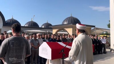 Kocaeli’nin Gebze ilçesinde bir duruşma esnasında aniden rahatsızlanarak hayatını kaybeden