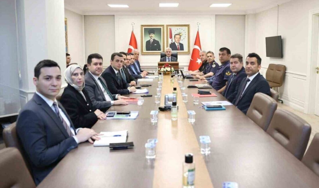 Düzce’nin huzur ve güvenliğini sağlamak amacıyla alınan güvenlik önlemlerinin değerlendirildiği