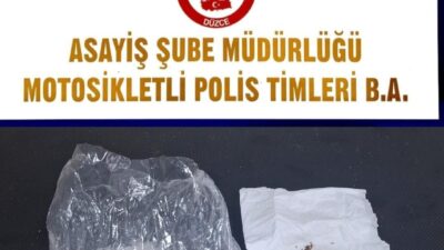 Düzce’de gerçekleştirilen operasyonda, polis ekipleri tarafından metamfetamin ve kannabinoid ele