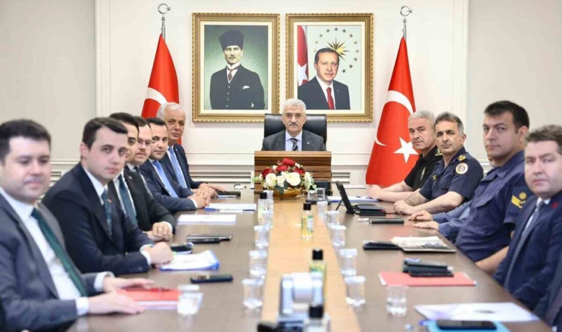 Düzce il genelindeki güvenlik tedbirleri ve asayiş uygulamalarının ele alındığı