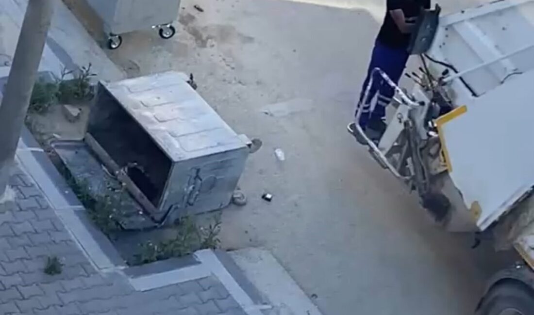 Edirne’de, devrilerek yan yatan bir çöp konteynerinin yaklaşık bir haftadır