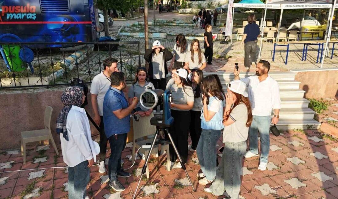 Kahramanmaraş’ta düzenlenen Astronomi ve Gökyüzü Gözlem Şenliği, öğrencilerle ve vatandaşlarla