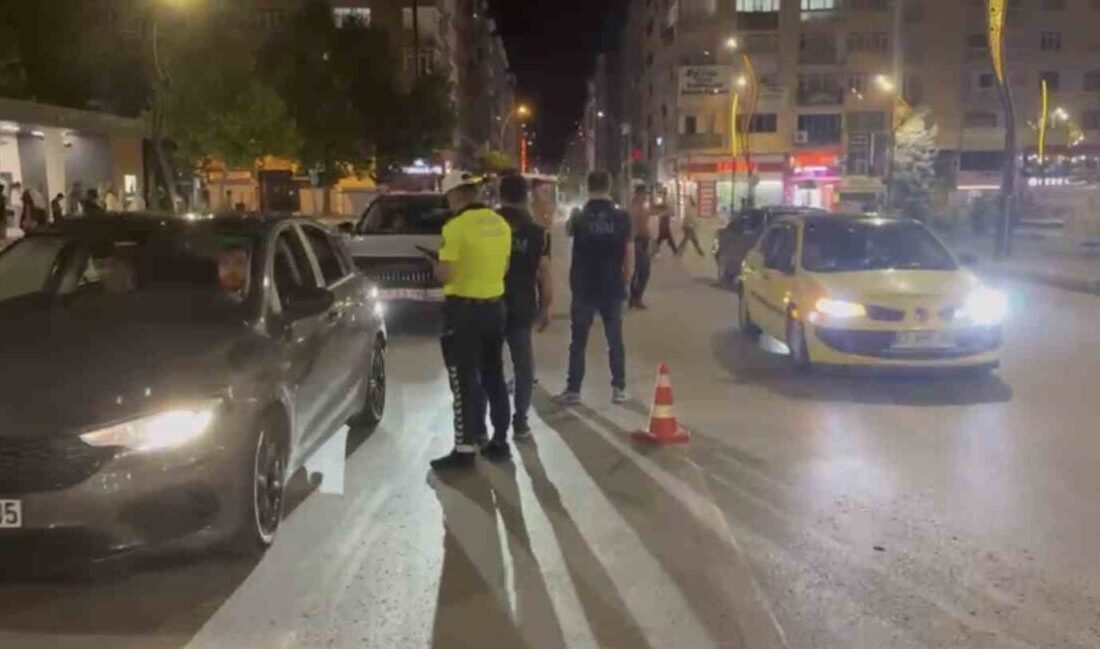 Elazığ İl Emniyet Müdürlüğü, şehir genelinde trafik güvenliğini sağlamak ve