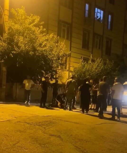 Elazığ’da, Fevzi Çakmak Mahallesi’nde meydana gelen kavgada, husumetli iki aile