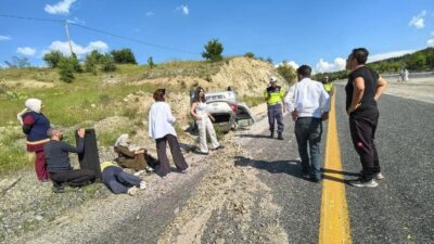 Elazığ’da bir otomobil sürücüsünün kontrolü kaybetmesi sonucu takla attı ve