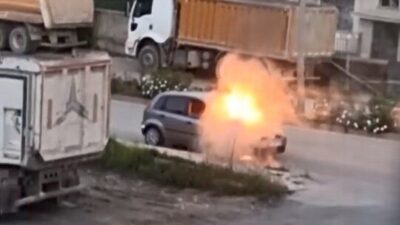 Elazığ’da bir otomobil, Ataşehir Mahallesi Hacı Sadettin Efendi Bulvarı’nda park