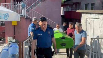 Bartın’ın Amasra ilçesinde, 16 yıldır teknisyen yardımcısı olarak görev yapan