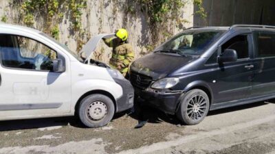 Balıkesir’in Erdek ilçesinde alt geçitte meydana gelen trafik kazasında bir