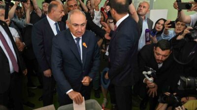 Ermenistan’da bugün başlayan parlamento seçimleri, bir ay süren seçim kampanyasının