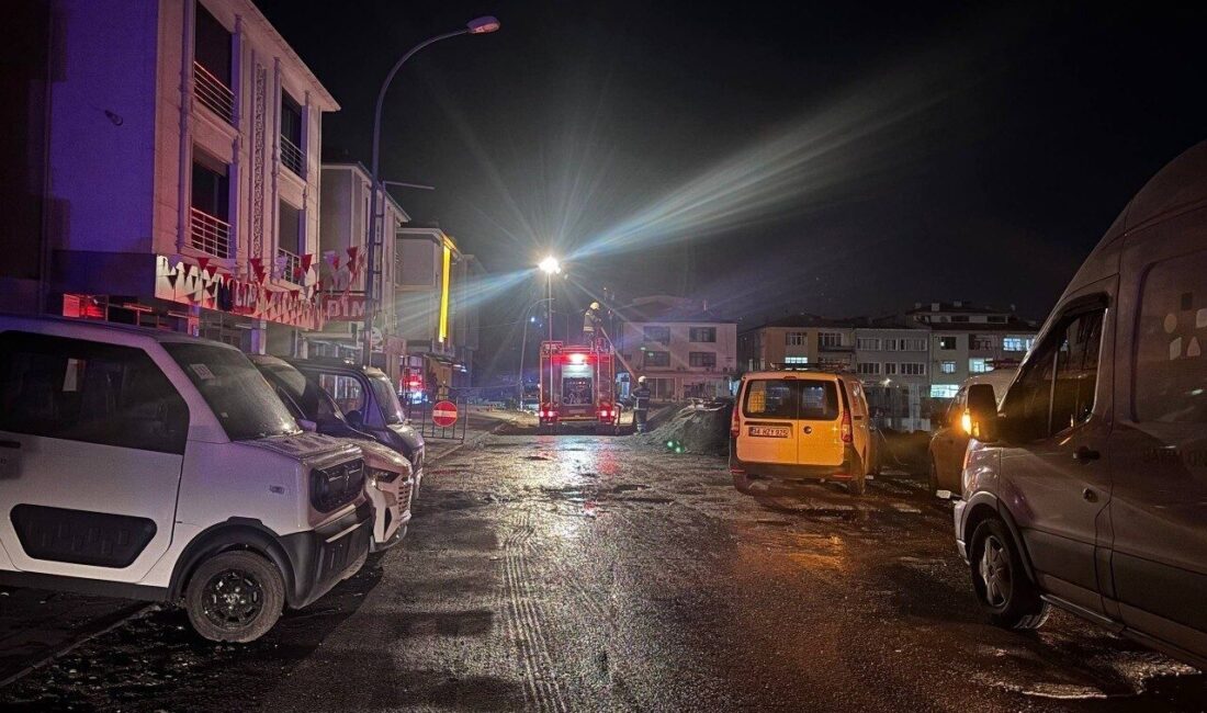 Erzincan’da, şehir merkezindeki bir inşaat sahasında meydana gelen doğal gaz
