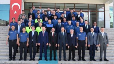 Erzincan İl Emniyet Müdürlüğü’nde bir üst rütbeye terfi eden personel