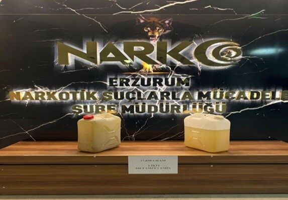 Erzurum’da gerçekleşen bir operasyonda, narkotik polisinin başarılı çalışması sonucunda piyasaya