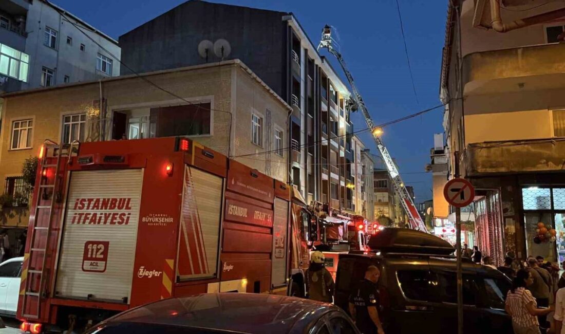 İstanbul’un Esenler ilçesinde bir binanın en üst katında başlayan yangın
