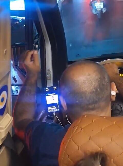 İstanbul’un Esenyurt ile Küçükçekmece arasında sefer yapan bir minibüs şoförü,