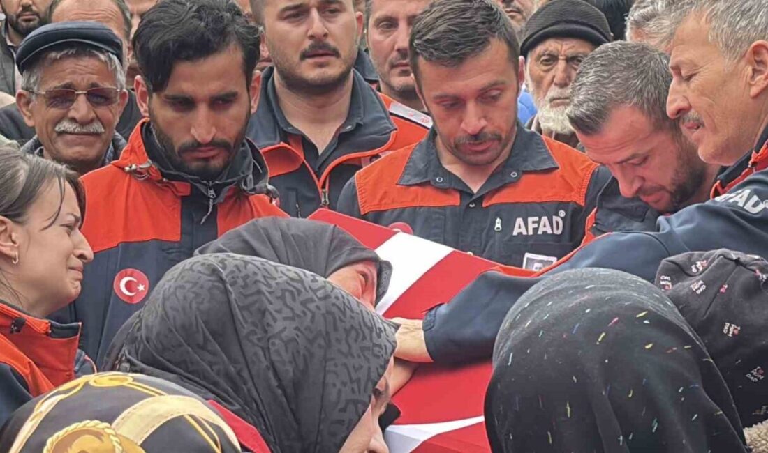 Çamlıhemşin ilçesindeki arama kurtarma çalışmaları sırasında botun devrilmesi sonucu hayatını