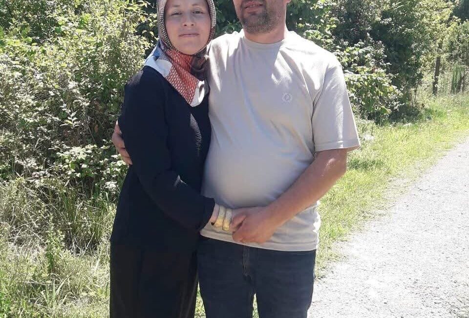 Ordu’nun Kumru ilçesinde yaşanan acı olayda eşini bıçaklayarak öldüren zanlı