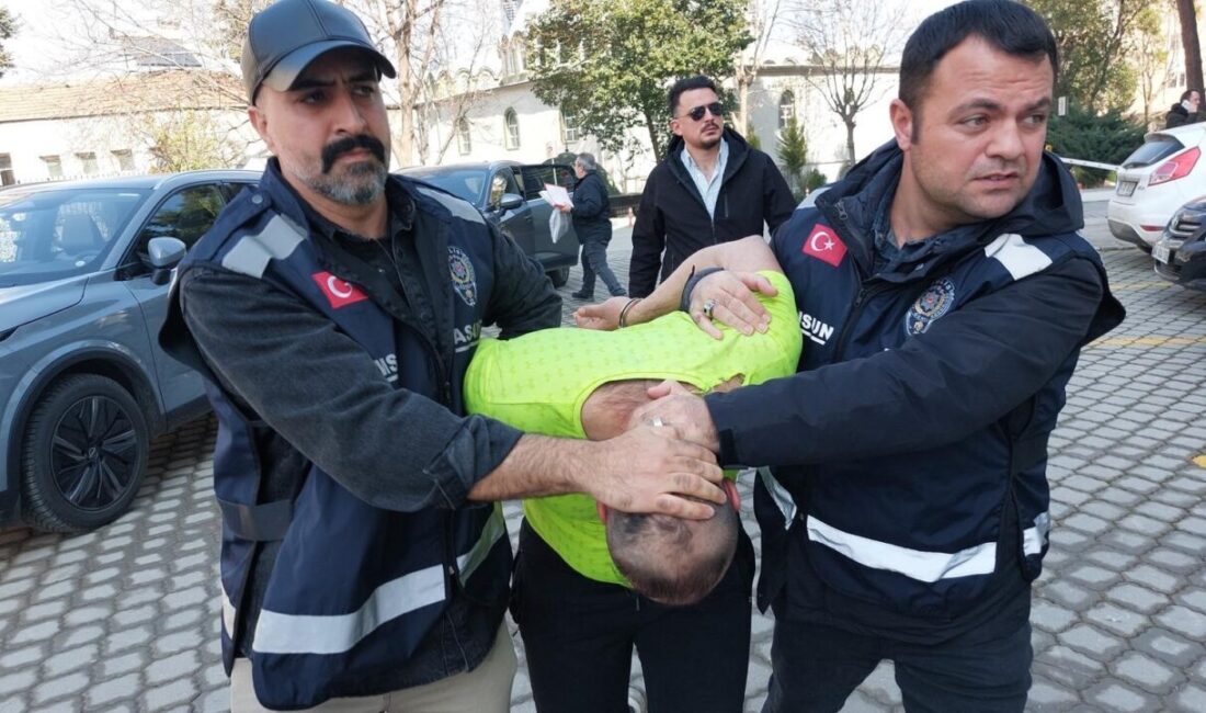 Samsun’da eski eşinin dedesini öldürüp 4 gün boyunca bir evin