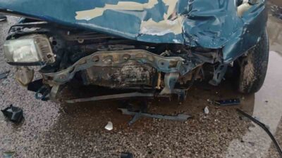 Afyonkarahisar-Eskişehir karayolunda meydana gelen trafik kazasında, iki aracın çarpışması sonucu