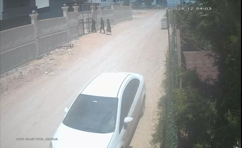 Eskişehir’de, iddialara göre farklı zamanlarda 3 evden toplam değeri 1