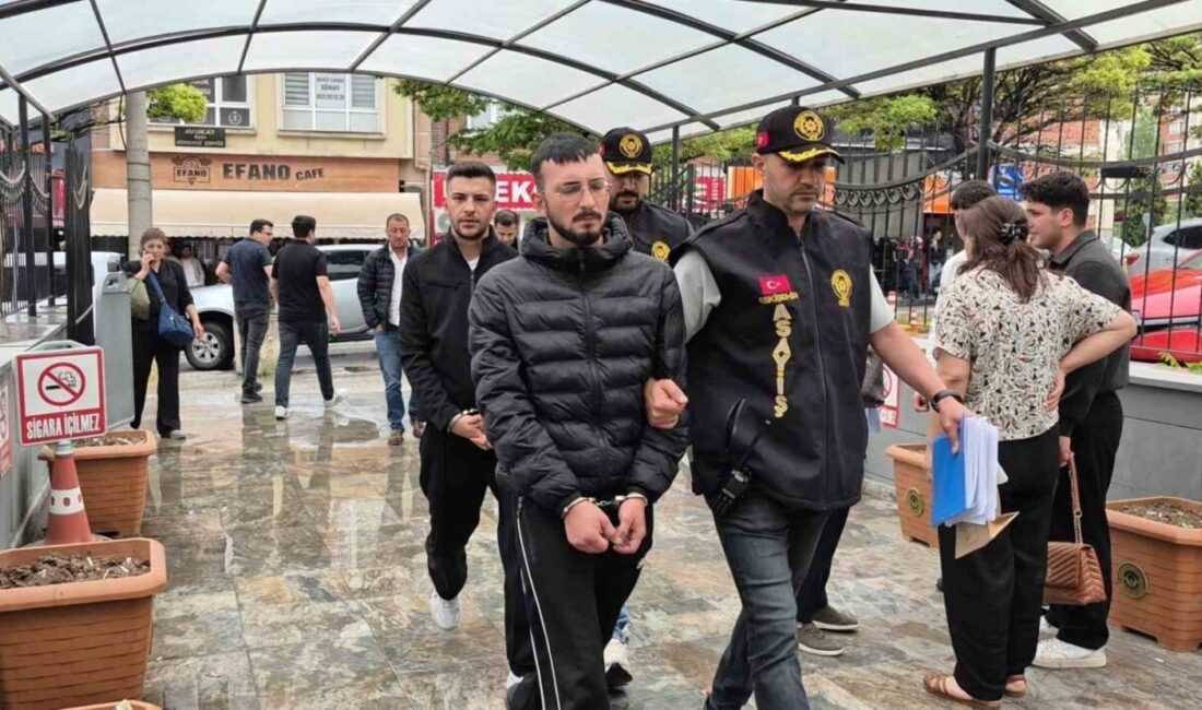 Eskişehir ilinde, kız arkadaş meselesi yüzünden çıktığı iddia edilen bir