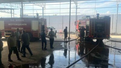 Nazilli ilçesindeki bir fabrikada çıkan yangın, itfaiye ekiplerinin müdahalesiyle kontrol