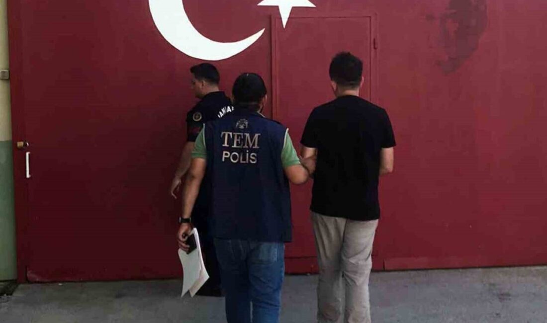 Muğla İl Emniyet Müdürlüğü ekipleri, FETÖ Silahlı Terör Örgütü mensuplarının