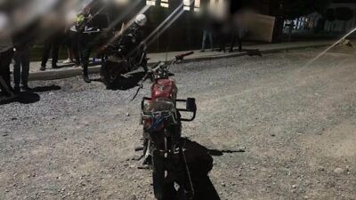Kayseri’de gerçekleşen olayda, polis ekiplerinin ‘dur’ ihtarına uymayan bir motosiklet