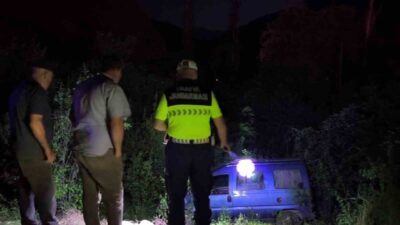 Erzurum’un Uzundere ilçesine bağlı Çamlıyamaç Mahallesi’nde meydana gelen trafik kazasında,
