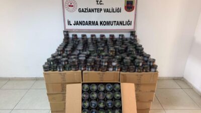 Gaziantep’te jandarma ekipleri tarafından gerçekleştirilen operasyonlarda, 3 ayrı iş yerinde