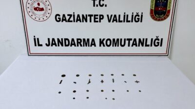 Gaziantep’te gerçekleştirilen tarihi eser operasyonunda jandarma ekipleri tarafından bir kişi