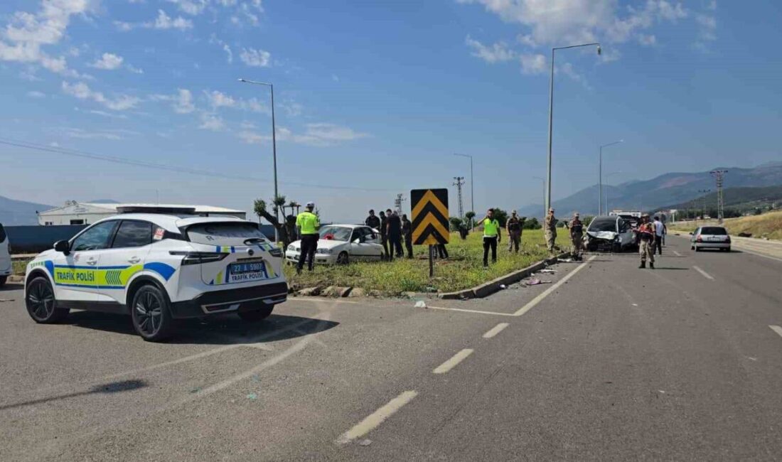 Gaziantep’in İslahiye ilçesinde meydana gelen trafik kazasında 1 kişi yaralandı.