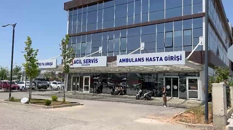 Gaziantep’te bir tekstil fabrikasında çalışan ve içtikleri sudan etkilenen 25