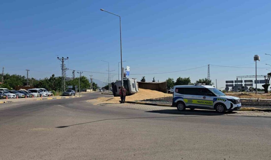 Gaziantep’in İslahiye ilçesinde meydana gelen olayda, bir kavşakta kontrolü kaybeden