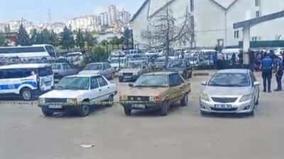 Gaziantep’te mezarlıkta gerçekleşen cenaze töreninde iki düşman aile arasında çıkan