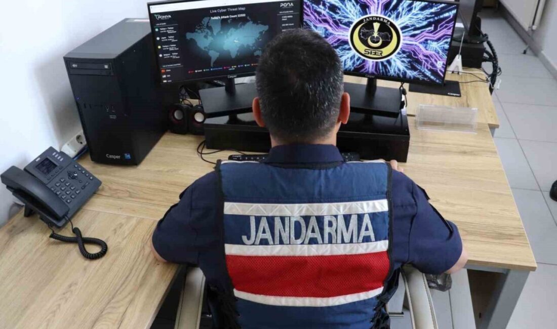 Gaziantep’te jandarma ekiplerinin siber dolandırıcılık suçlarını önleme operasyonunda 16 kişi