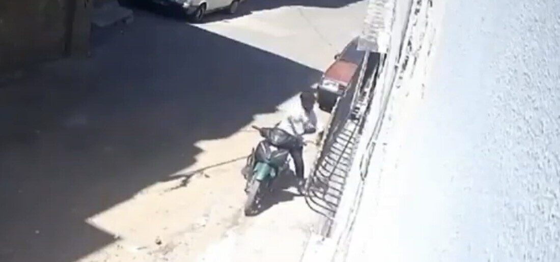 Gaziantep’te bir baba, motosikletiyle yanına yaklaştığı küçük kızını darbetmek suretiyle