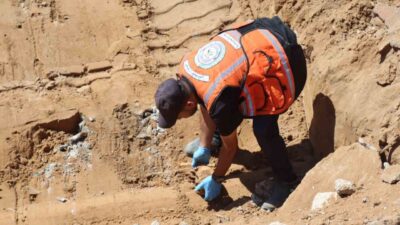 Filistin Sivil Savunma ekipleri, Gazze Şehri’nin kuzeyinde İsrail ordusunun saldırıları