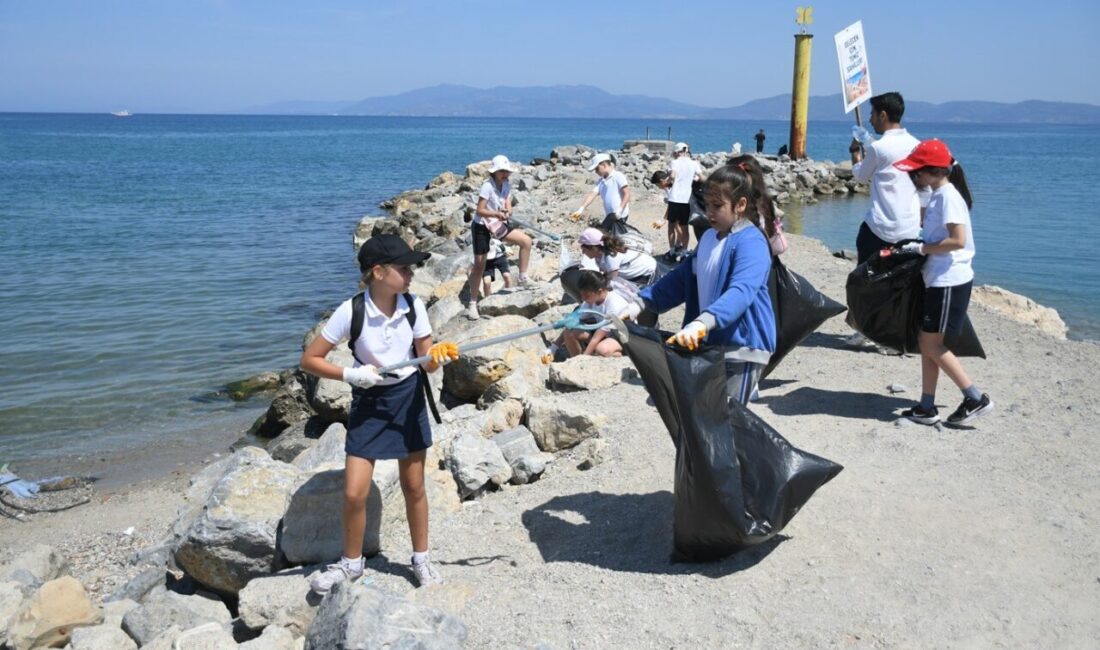 Kuşadası Belediyesi, Dünya Çevre Günü’nü kutlamak amacıyla düzenlediği üç günlük