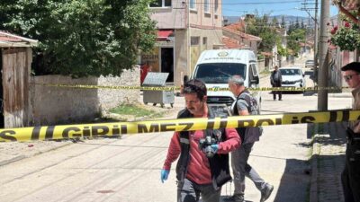 Eskişehir’de geri geri giden bir aracın çarpması sonucu ağır yaralanan