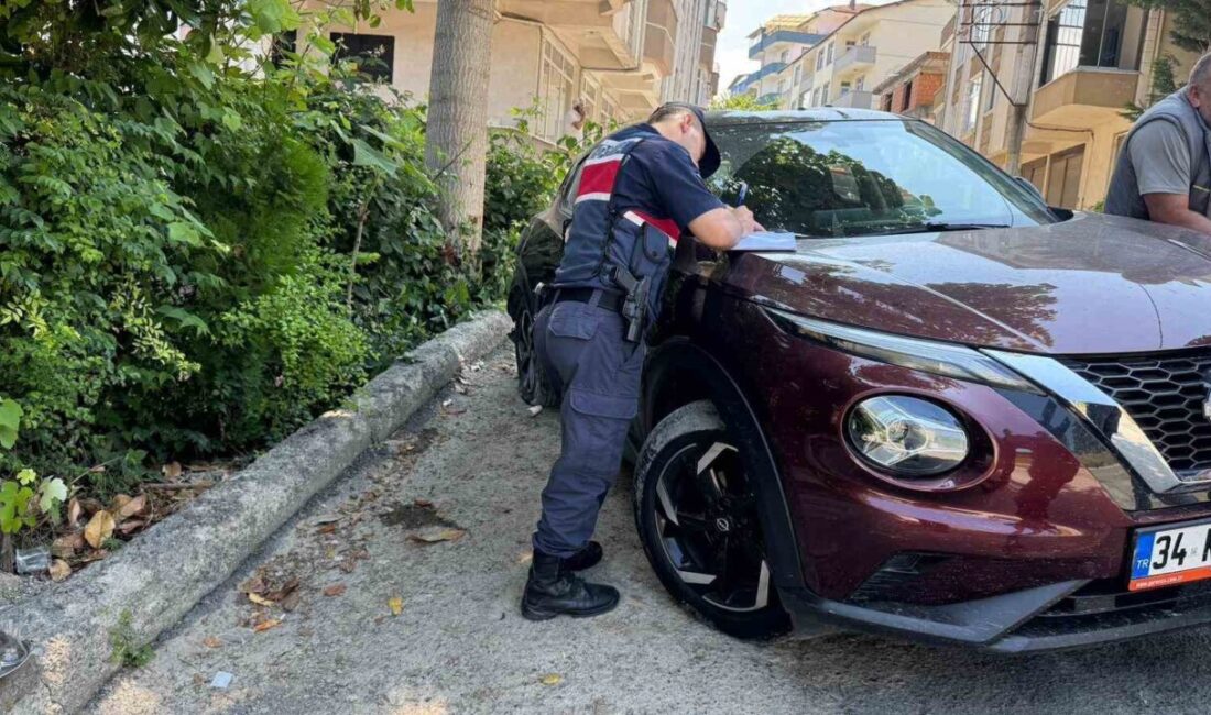 Zonguldak’ta bir aile üç kişinin yaralandığı bir trafik kazası meydana