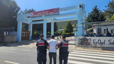 Bilecik’te göçmen kaçakçılığı suçundan aranan bir kişi, sonunda yakalandı. Bilecik