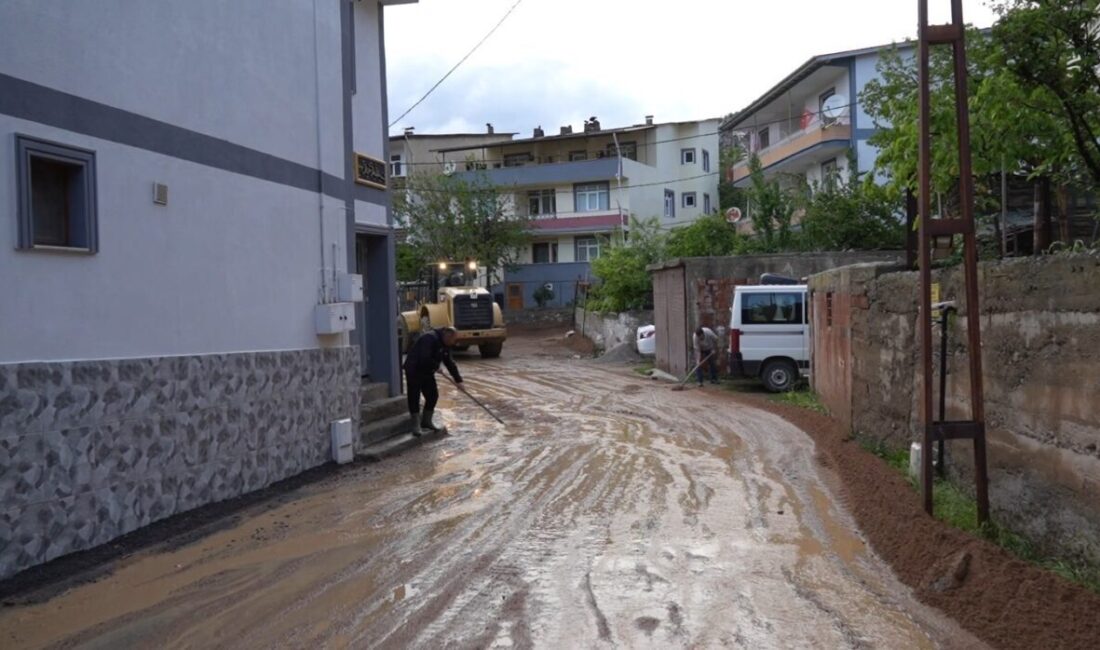 Gümüşhane’de etkili olan şiddetli yağışların yol açtığı sel felaketi sonucunda