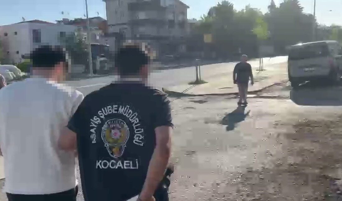 Kocaeli polisi tarafından yapılan bir operasyon sonucunda, 21 yıl 3