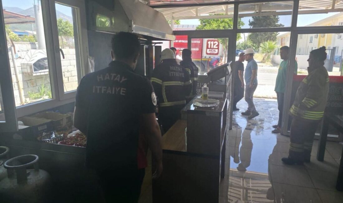 Hatay’ın Hassa ilçesine bağlı Derviş Paşa Mahallesi’ndeki bir dönerci dükkanında
