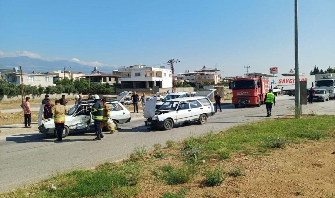 Hatay ilinde, Ardıçlı Mahallesi yakınlarında meydana gelen trafik kazasında 2